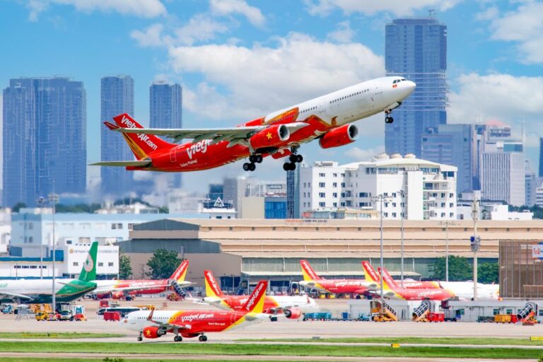 Vietjet ມອບສ່ວນຫຼຸດ 50%ຖ້ຽວບິນ, ຟຣີຄ່າກະເປົາ ແລະ ອື່ນໆ ສຳລັບນັກທ່ອງທ່ຽວຈາກ ສປປ ລາວ